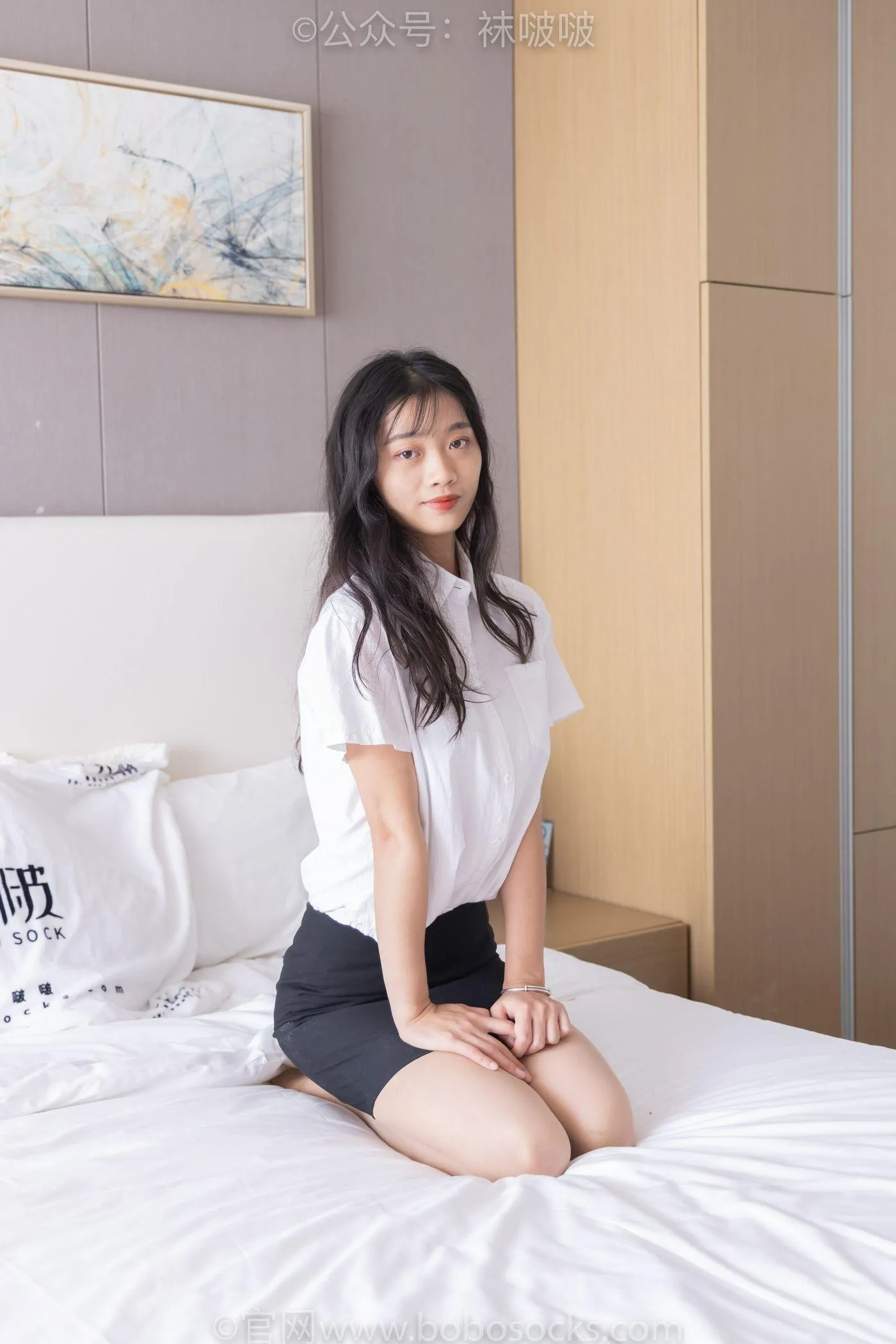 [BoBoSocks袜啵啵]NO.071 涵涵-OL制服、高跟鞋、肉丝 [145P]插图3